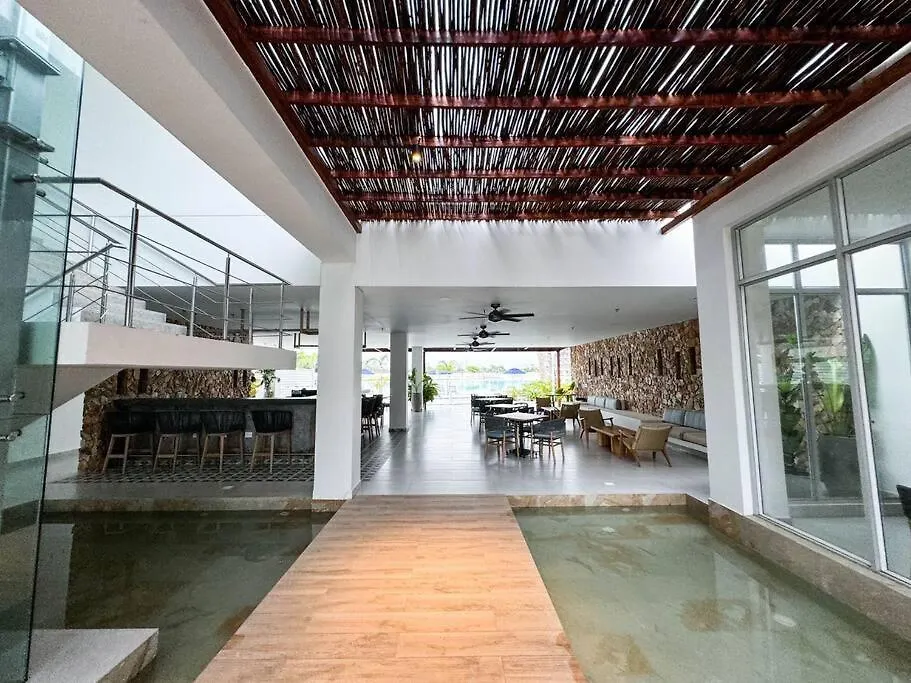 Luxury Apartament Baia Kristal Cartagena 0*,